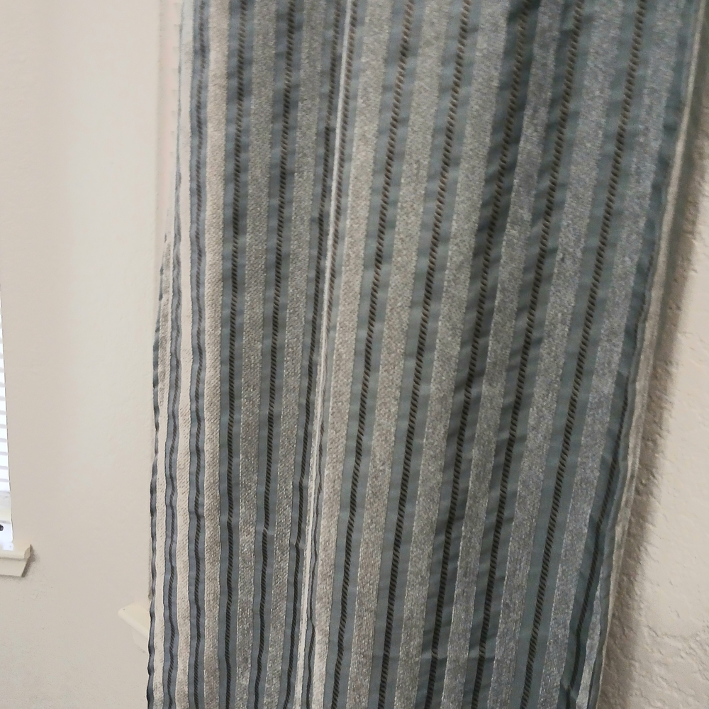 Sophisticated Gray and White Pleated Curtain with Metallic Sheen